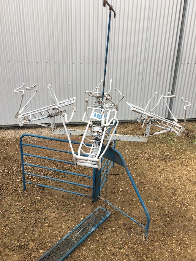 Lyco 4 unit Lamb Marking Cradle Farm Tender